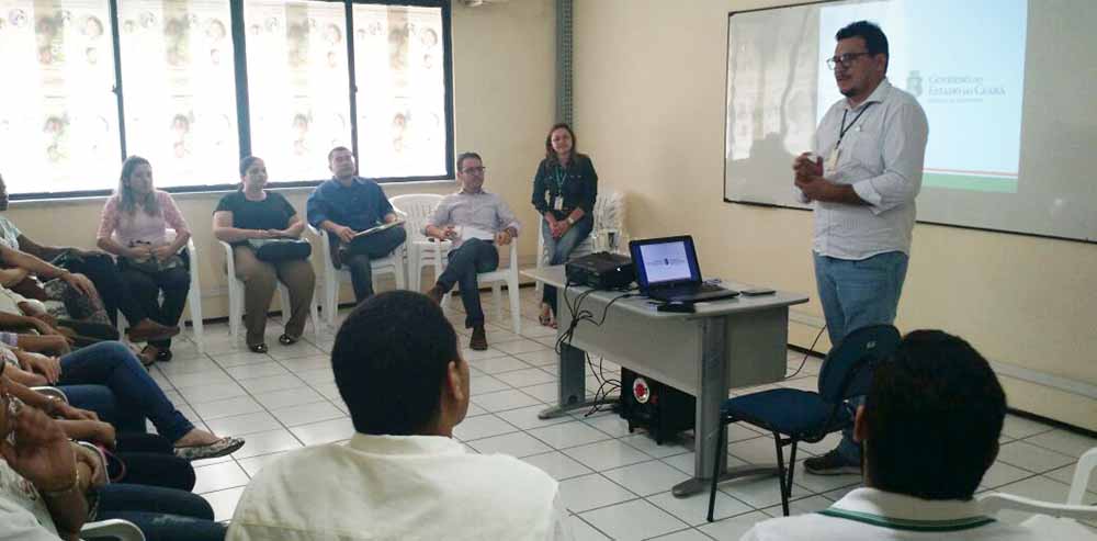 A visita teve como objetivo treinar os teleatendentes da Central para o tratamento das demandas relacionadas a violação dos direitos humanos