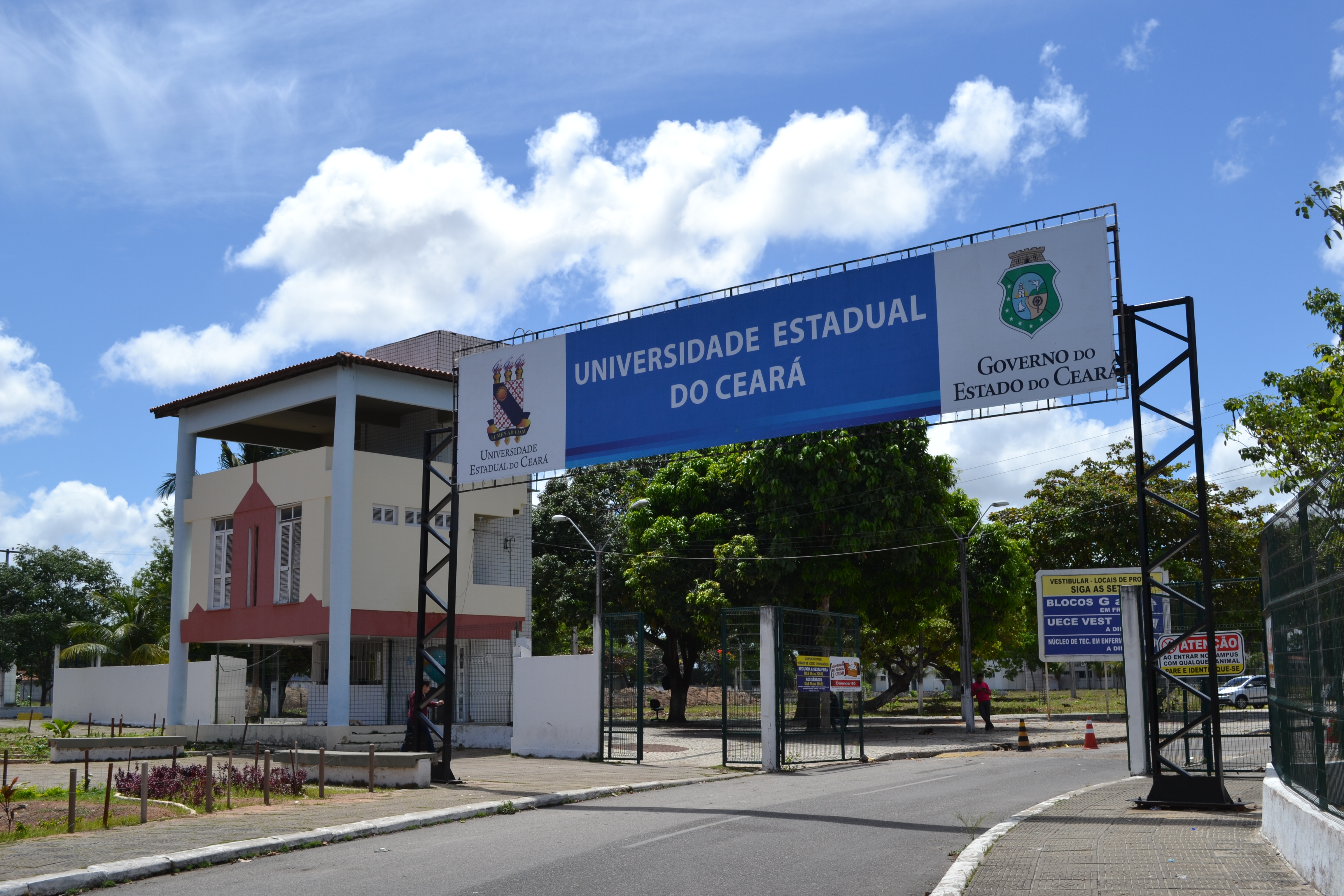 Uece está entre as melhores universidades do mundo