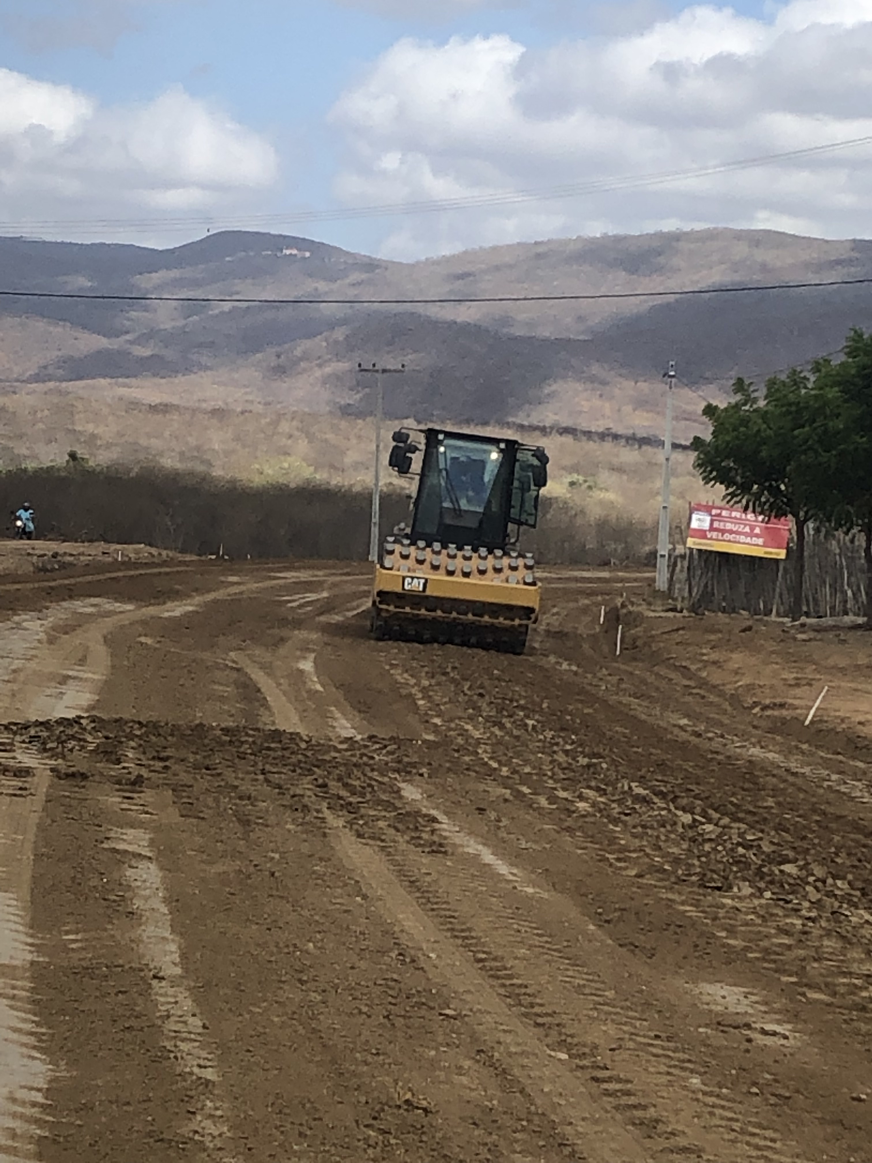 obras do trecho Quixadá – Dom Maurício